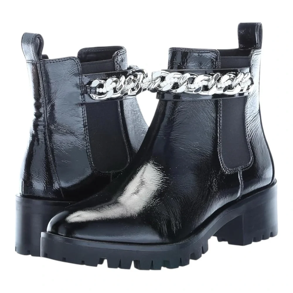 KARL LAGERFELD| Porshay Lug Sole Bootie (Women)